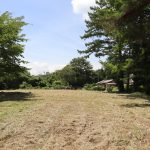 敷地内東側から西方向を撮影