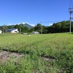 敷地東南側から北方向を撮影。八ヶ岳を眺望。