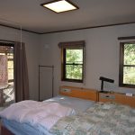 南西側の洋室9帖。南側はサンルーム。